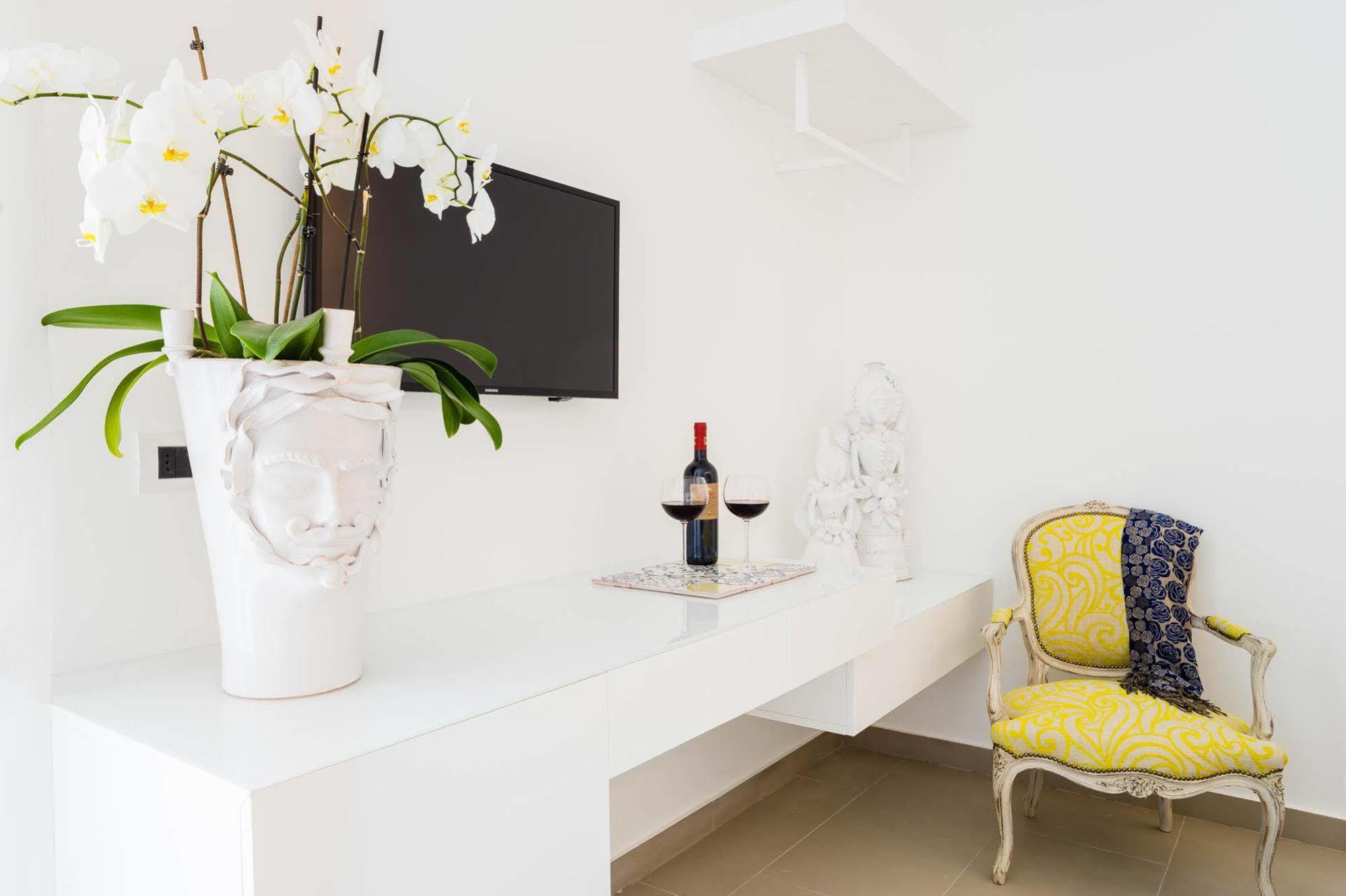 Sciccosa Guest House Таормина Экстерьер фото
