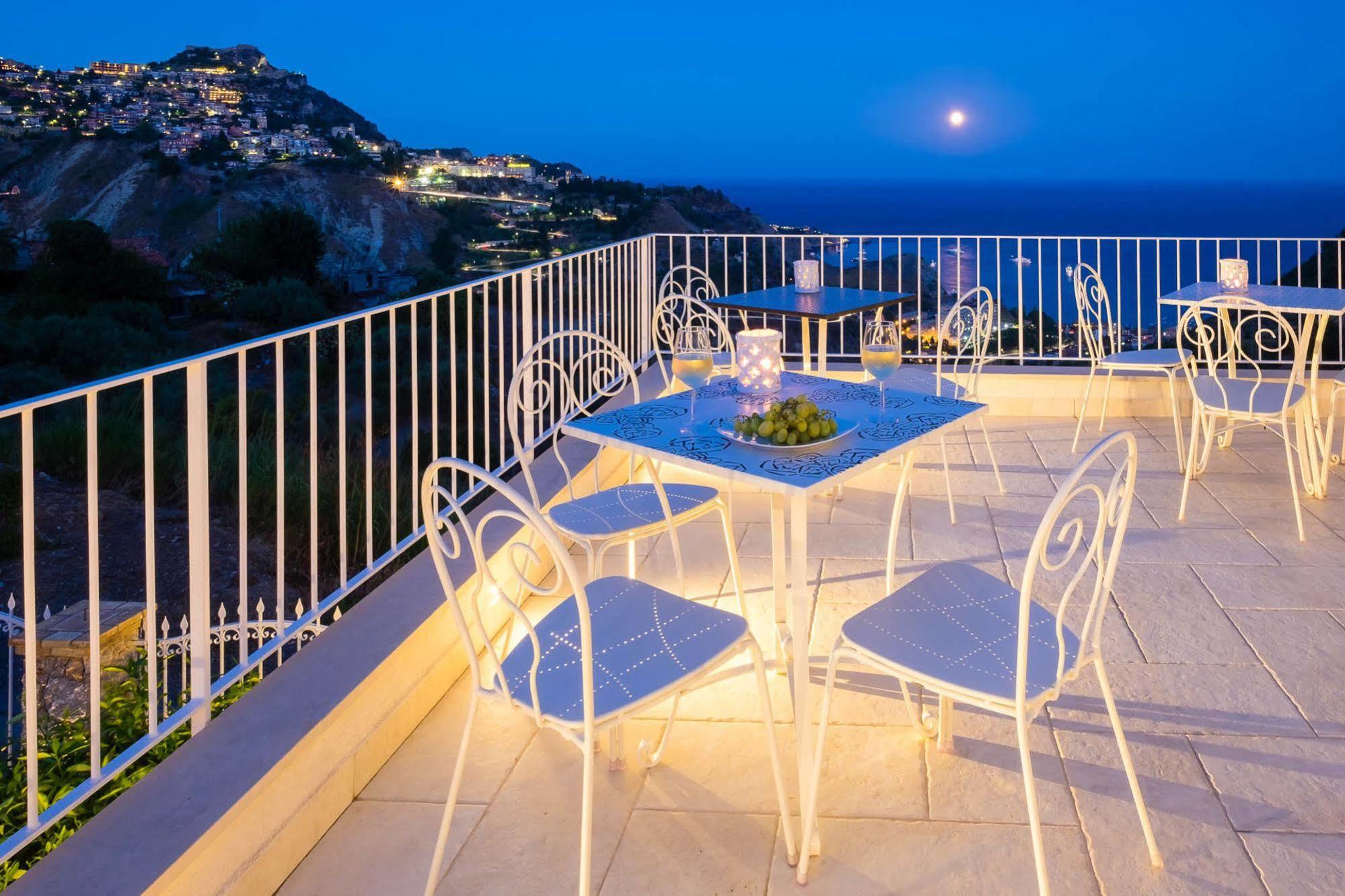 Sciccosa Guest House Таормина Экстерьер фото