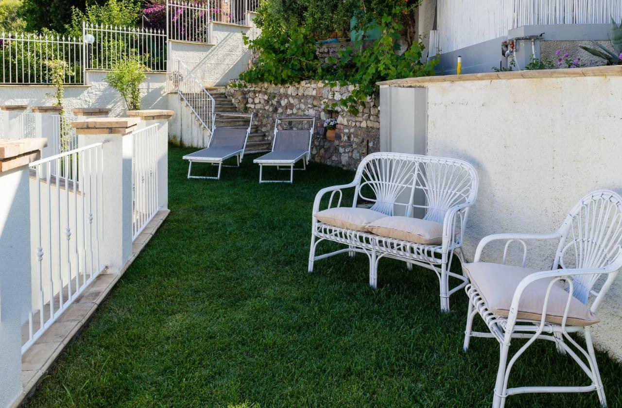 Sciccosa Guest House Таормина Экстерьер фото